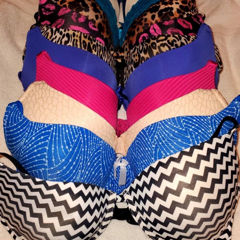 $25 For 5 Bras!!! Various Brands